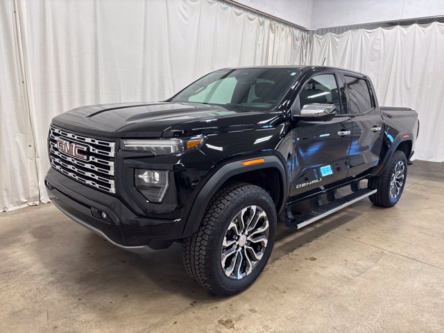Used 2026 GMC Canyon Denali AWD/4WD image 18