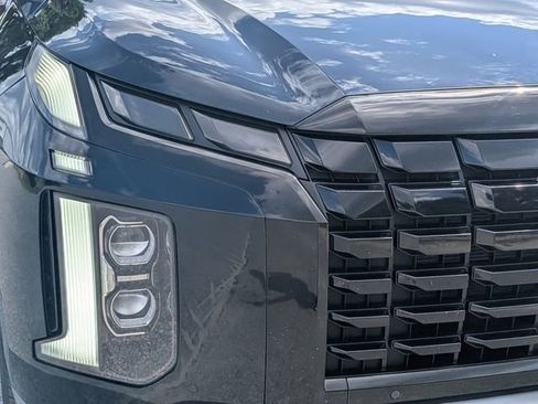 Used 2024 Hyundai Palisade Limited image 7