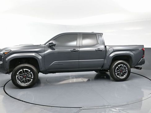Used 2024 Toyota Tacoma TRD Sport image 6