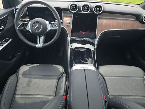Certified 2026 Mercedes-Benz GLC 300 4MATIC image 23