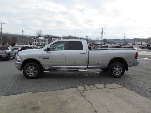 Used 2018 RAM 3500 Lone Star image 4