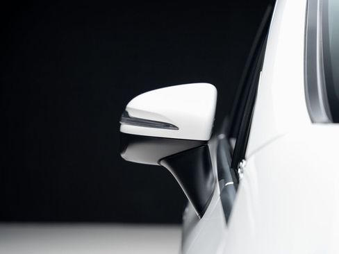 Used 2024 Mercedes-Benz EQE AMG 4MATIC SUV image 15