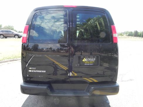 Used 2020 Chevrolet Express 3500 3500 w/ Driver Convenience Package image 7