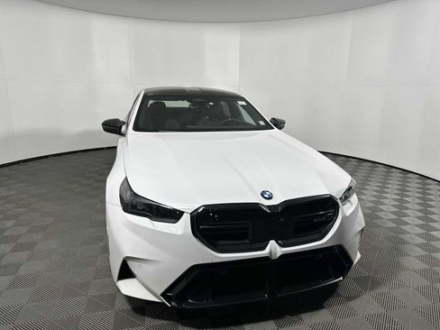 New 2026 BMW M5 w/ Carbon Package image 6