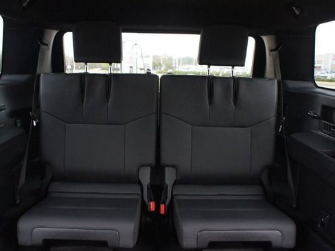 Used 2025 Toyota 4Runner Limited image 16