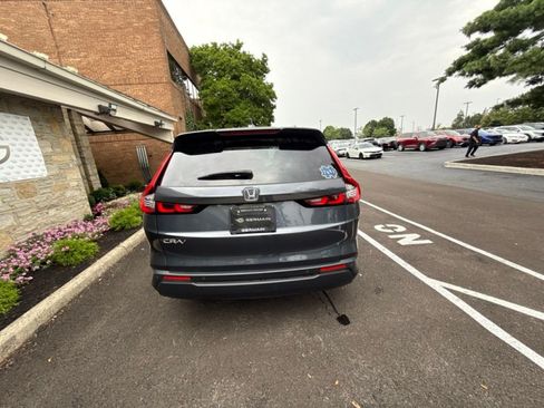 Used 2024 Honda CR-V EX-L image 11