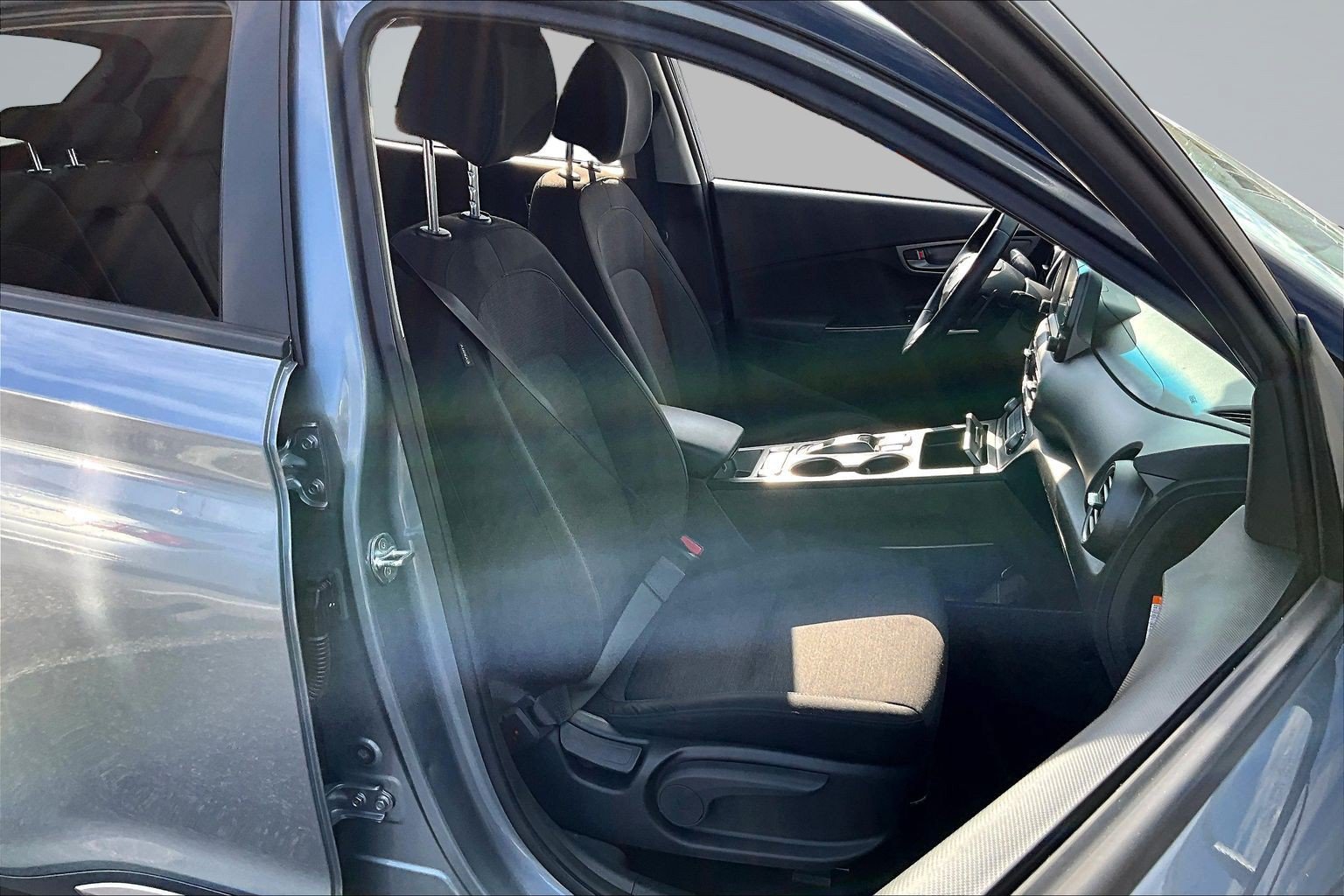 Used 2021 Hyundai Kona SEL FWD image 25