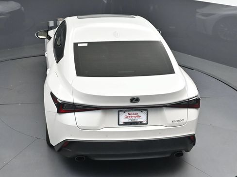 Used 2025 Lexus IS 300 w/ Premium Package RWD image 35