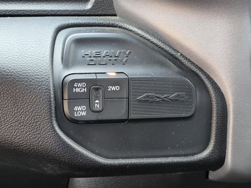 Used 2024 RAM 3500 Big Horn image 26