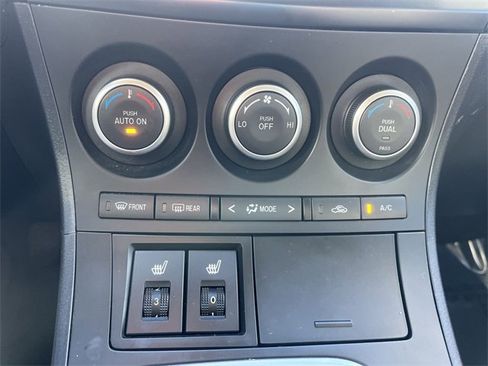 Used 2013 MAZDA MAZDA3 i Grand Touring image 18