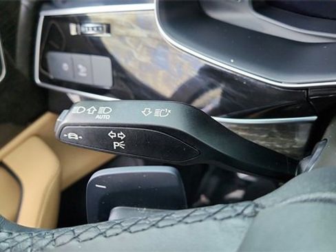 Used 2023 Audi Q7 2.0T Premium Plus w/ Premium Plus Package image 44