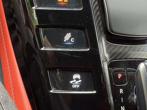 Used 2020 Mercedes-Benz AMG GT C w/ AMG Interior Night Package image 28