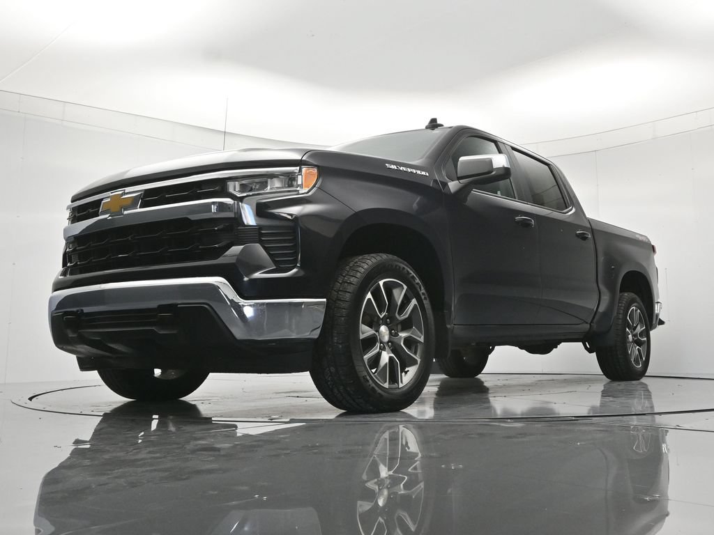 Used 2023 Chevrolet Silverado 1500 LT w/ Convenience Package II AWD/4WD image 36