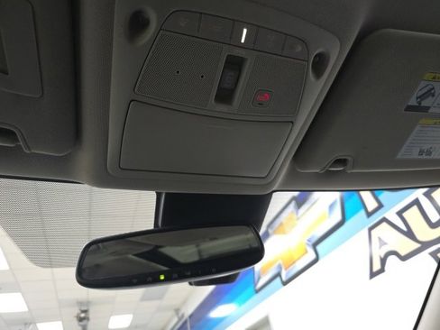 Used 2018 Nissan Rogue SL w/ Premium Package image 23