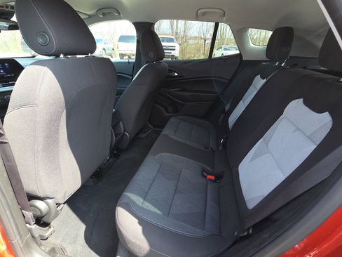 Used 2024 Chevrolet Trax LS w/ LS Convenience Package image 28