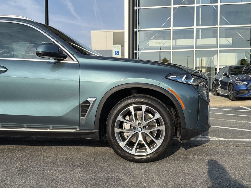 Used 2026 BMW X5 sDrive40i RWD image 9