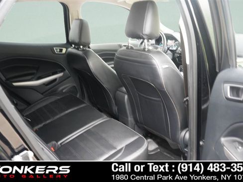 Used 2021 Ford EcoSport Titanium image 46