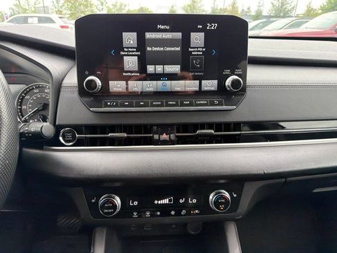 Used 2024 Mitsubishi Outlander SE FWD image 12