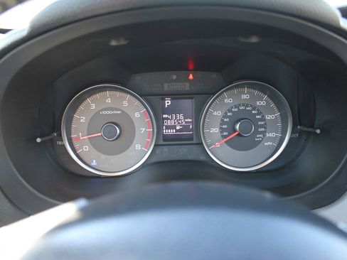 Used 2015 Subaru Forester 2.5i Limited image 11