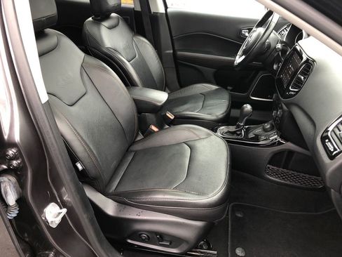 Certified 2021 Jeep Compass Limited w/ Sun and Sound Group image 25