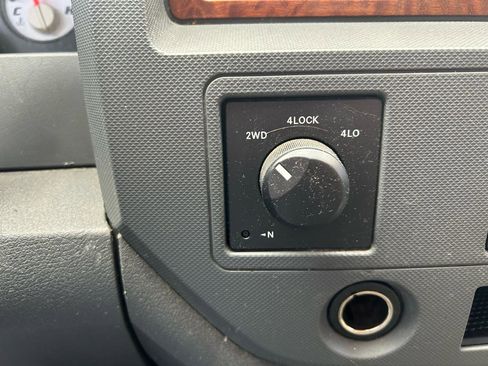 Used 2006 Dodge Ram 1500 Truck SLT w/ Quad Cab Big Horn Value Group image 23