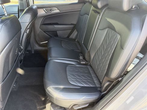 Used 2023 Kia Sportage X-Line w/ X-Line Premium Package AWD/4WD image 31