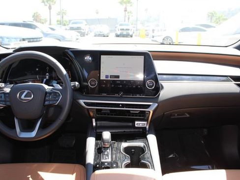 Used 2026 Lexus RX 350 FWD w/ Accessory Package (Z1) image 10