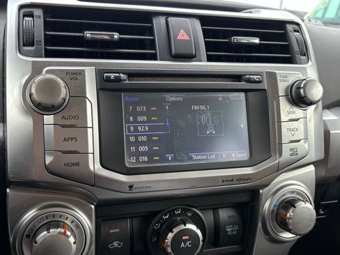 Used 2016 Toyota 4Runner SR5 Premium RWD image 11