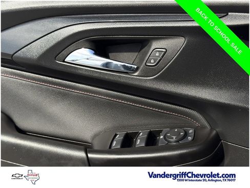 Used 2023 Chevrolet TrailBlazer RS w/ Sun and Liftgate Package FWD image 23