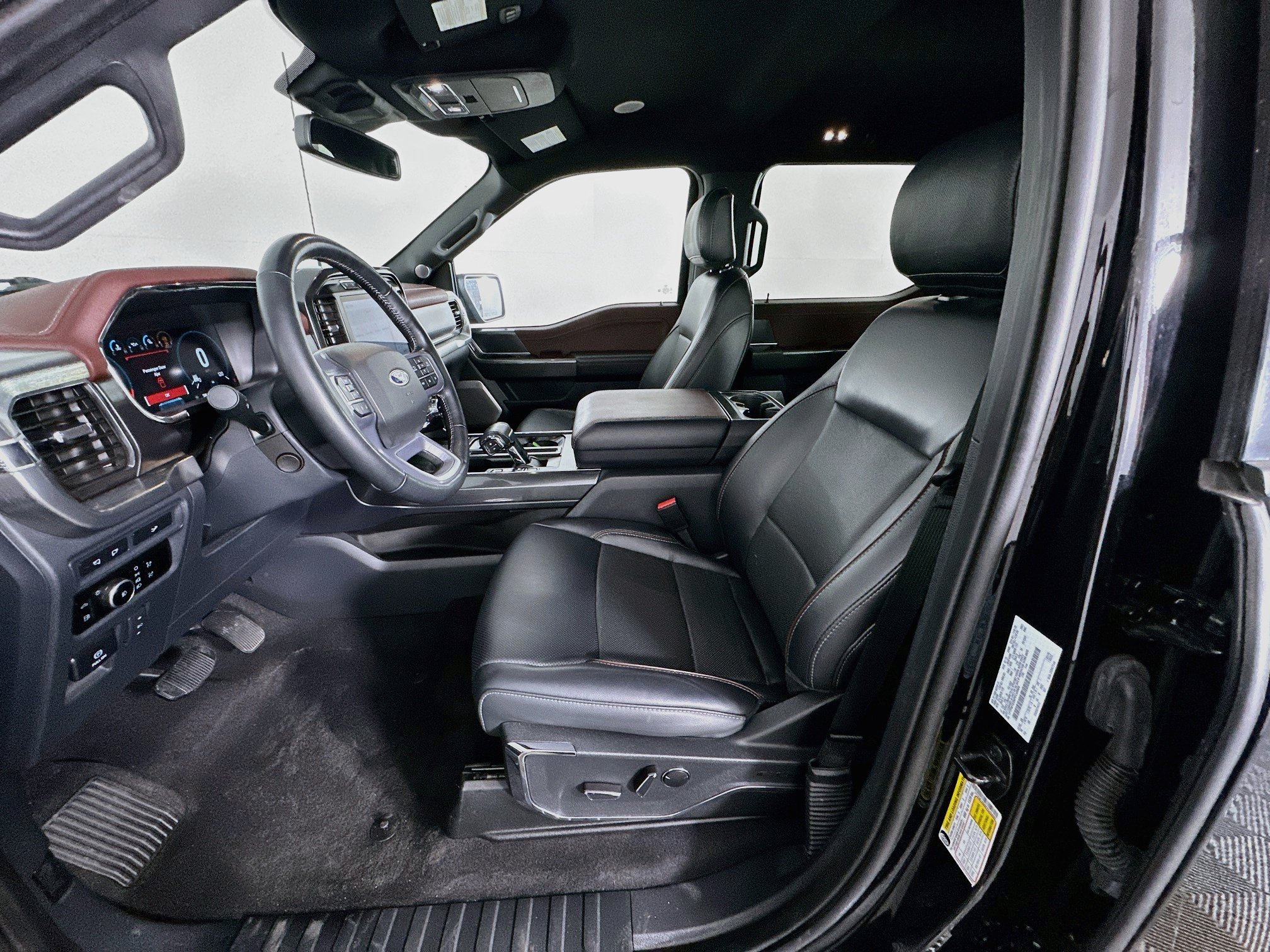 Used 2023 Ford F150 Lariat w/ Equipment Group 502A High AWD/4WD image 13