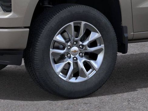 New 2026 Chevrolet Silverado 1500 Custom RWD image 9