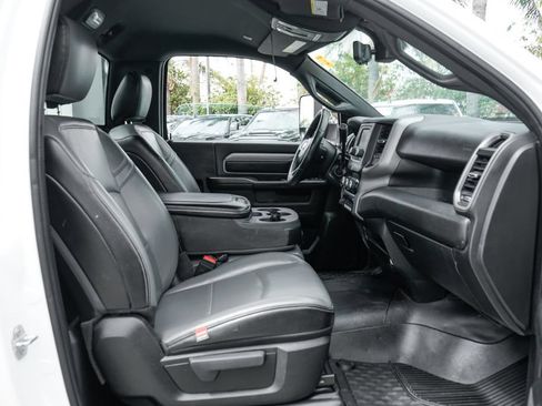 Used 2021 RAM 4500 Tradesman RWD image 33