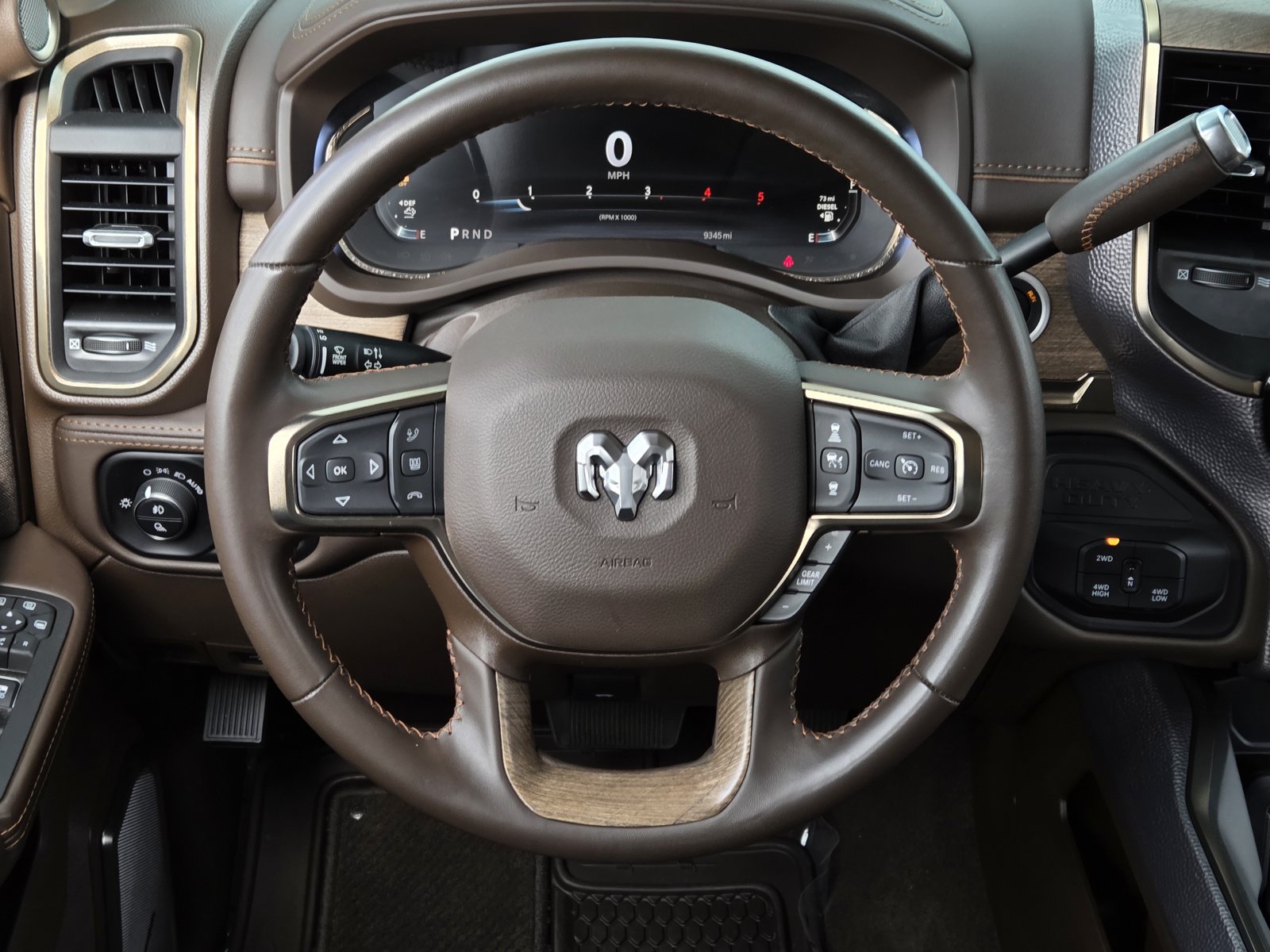 Used 2025 RAM 2500 Limited AWD/4WD image 15