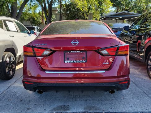 Used 2023 Nissan Altima 2.5 SR AWD/4WD image 7