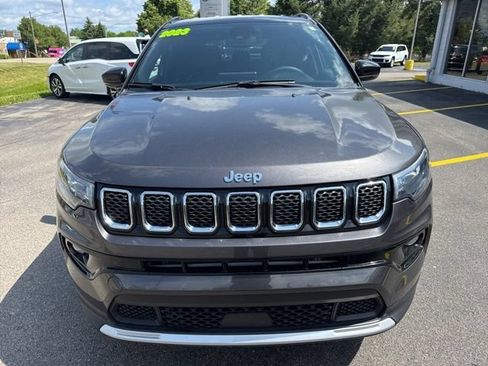 Certified 2023 Jeep Compass Limited AWD/4WD image 2