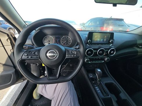 Used 2024 Nissan Sentra S FWD image 10