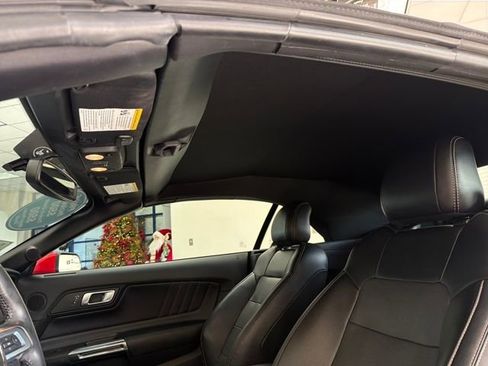 Used 2020 Ford Mustang Premium image 23