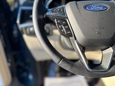 Used 2020 Ford Edge Titanium w/ Cargo Accessory Package image 19