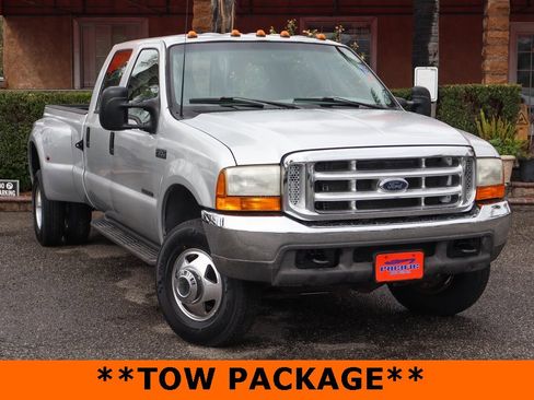 Used 2000 Ford F350 XLT image 2