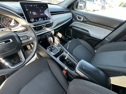 Used 2024 Jeep Compass Sport image 24