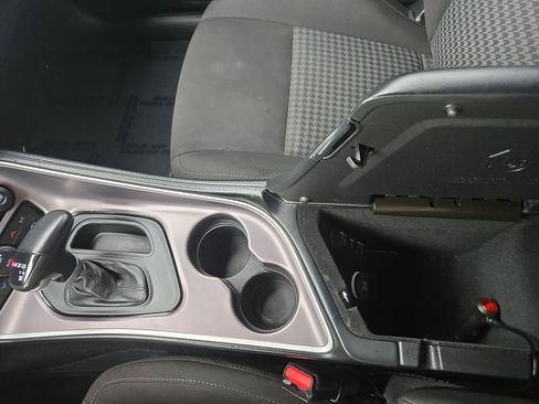 Used 2022 Dodge Challenger GT RWD image 25