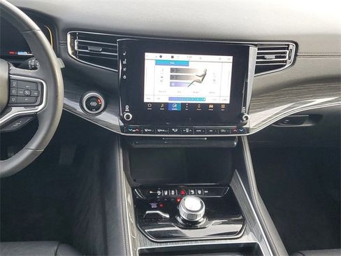 Used 2022 Jeep Wagoneer Series II image 14