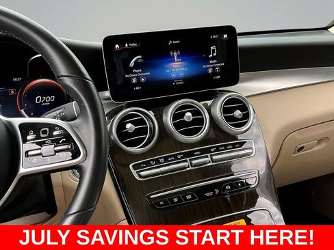 Used 2021 Mercedes-Benz GLC 300 4MATIC image 11