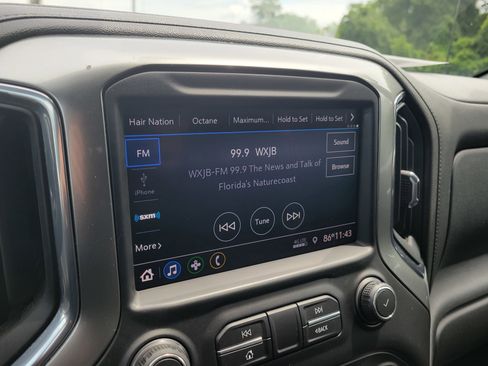 Certified 2021 Chevrolet Silverado 1500 RST AWD/4WD image 19