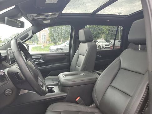 Certified 2023 Chevrolet Suburban Z71 w/ Luxury Package AWD/4WD image 17