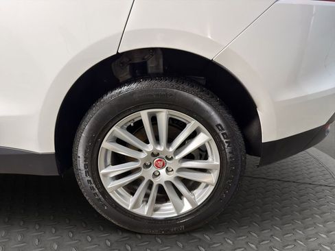 Used 2020 Jaguar F-PACE Prestige image 25