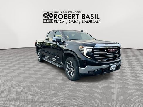 Used 2024 GMC Sierra 1500 SLT w/ SLT Premium Plus Package AWD/4WD image 2
