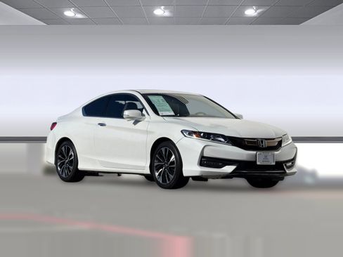 Used 2017 Honda Accord EX-L image 7
