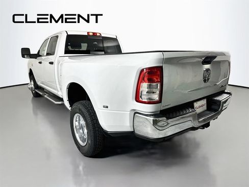 Used 2024 RAM 3500 Tradesman w/ Chrome Appearance Group AWD/4WD image 10