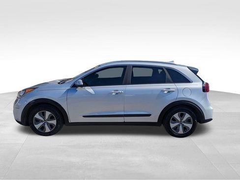 Used 2019 Kia Niro LX image 5